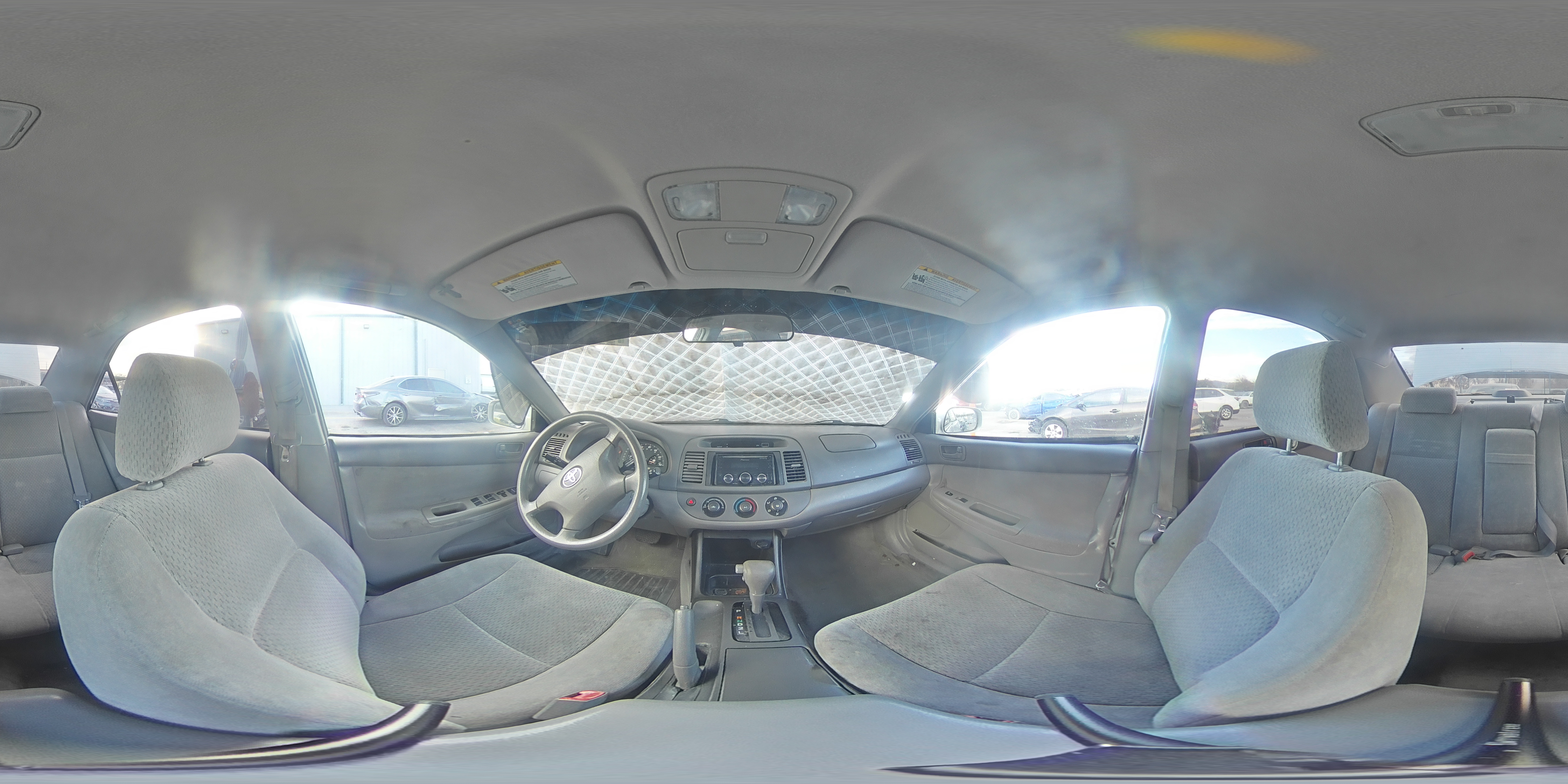 2004 Toyota Camry - Image 12