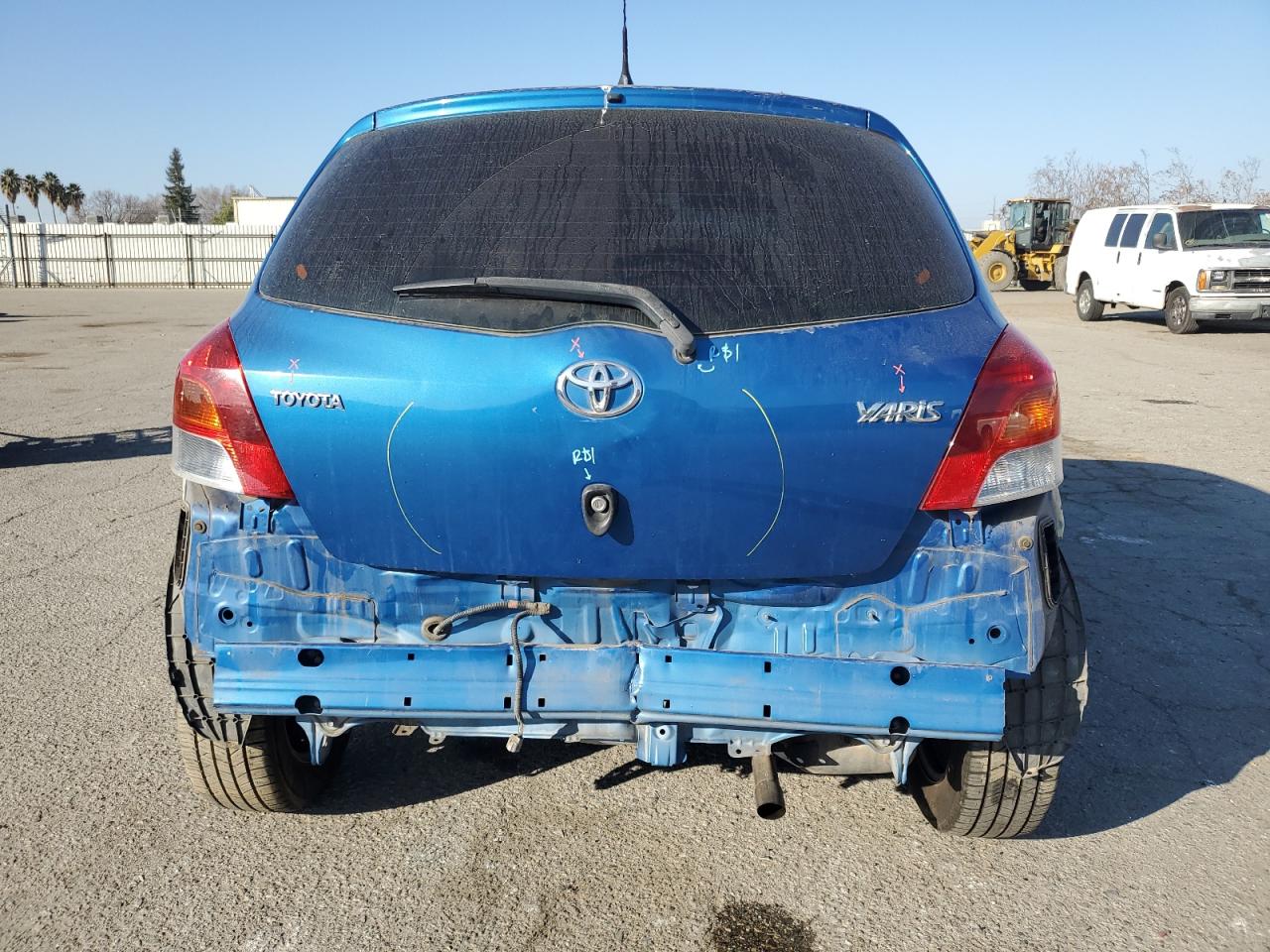 2010 Toyota Yaris - Image 6