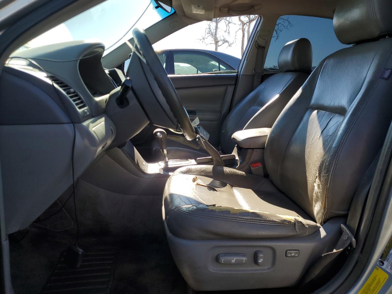 2005 Toyota Camry - Image 7