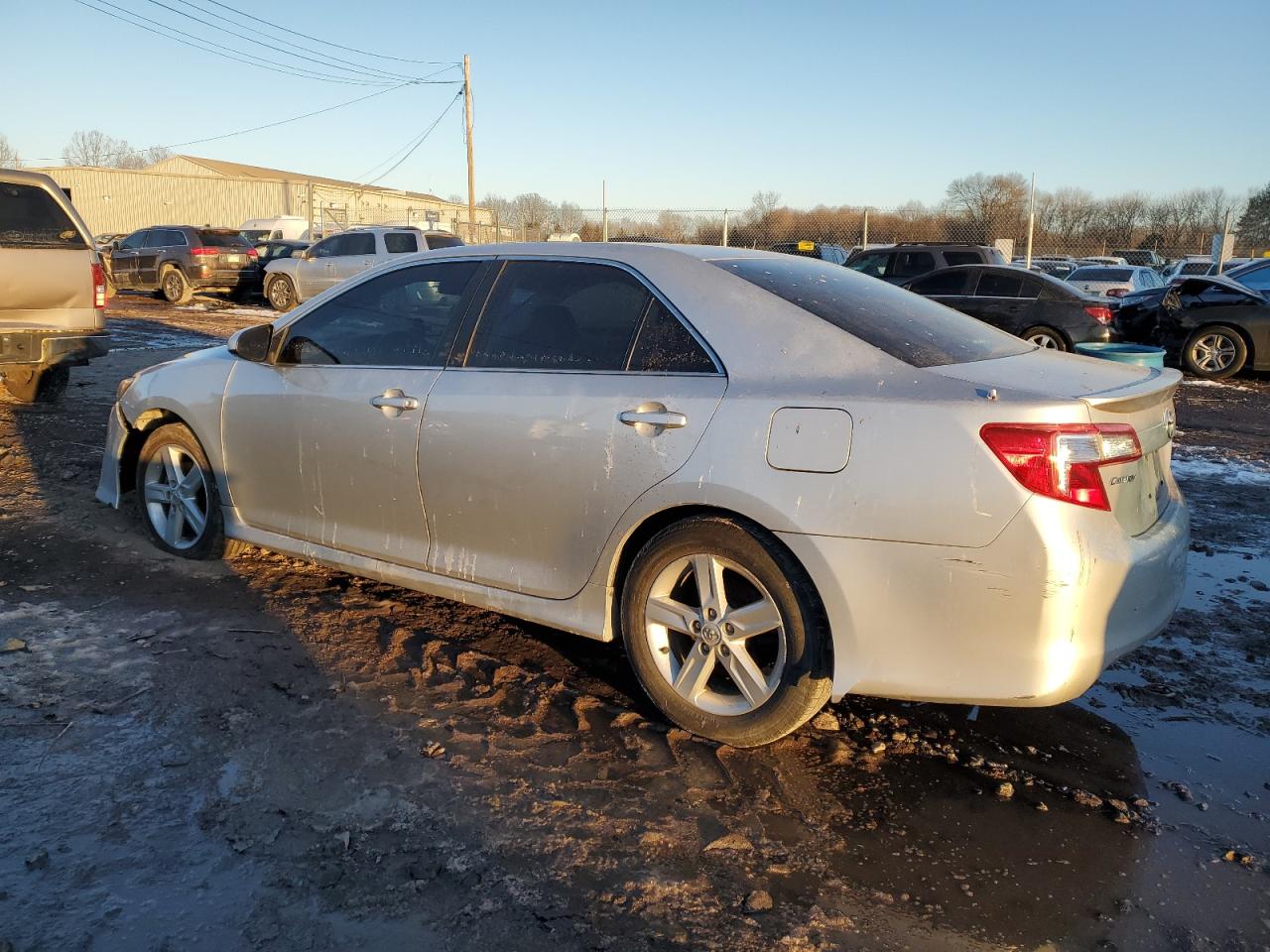 2014 Toyota Camry - Image 2