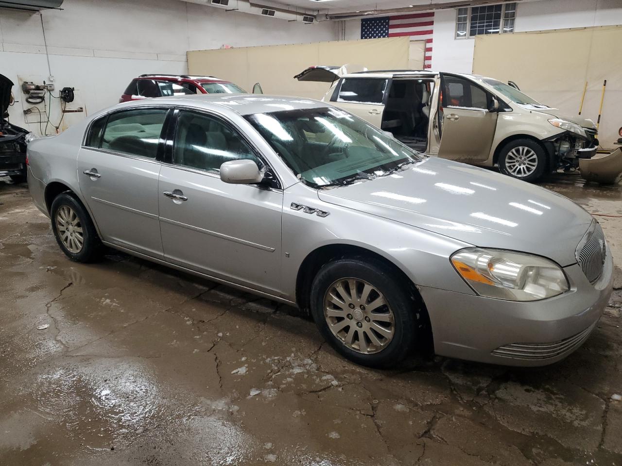 2008 Buick Lucerne - Image 4