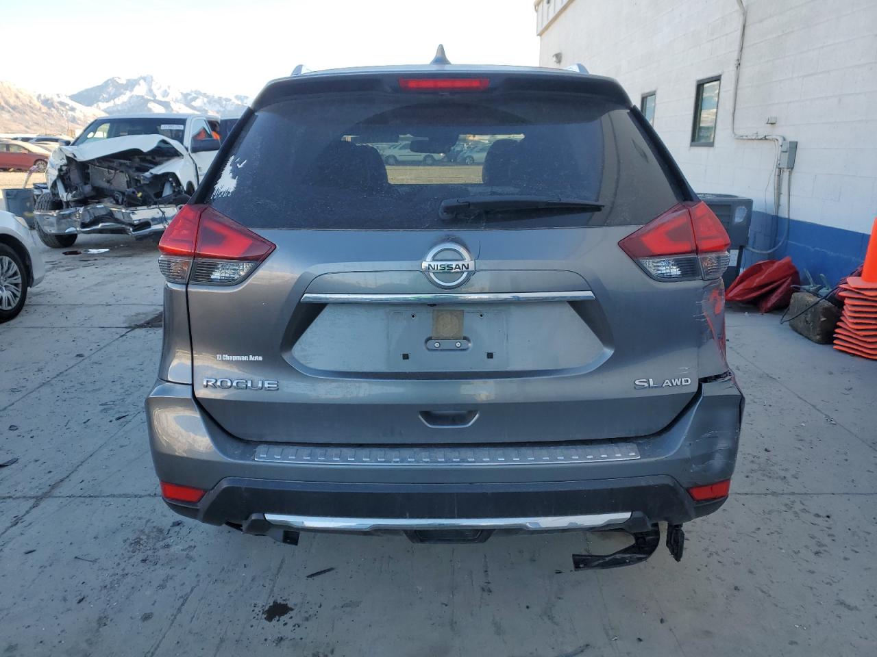 2017 Nissan Rogue - Image 6