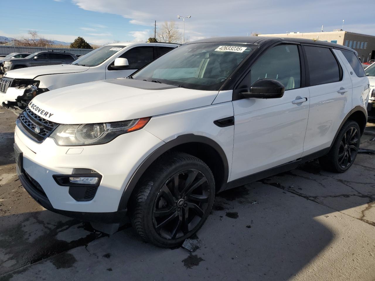 2016 Land Rover Discovery - Image 1