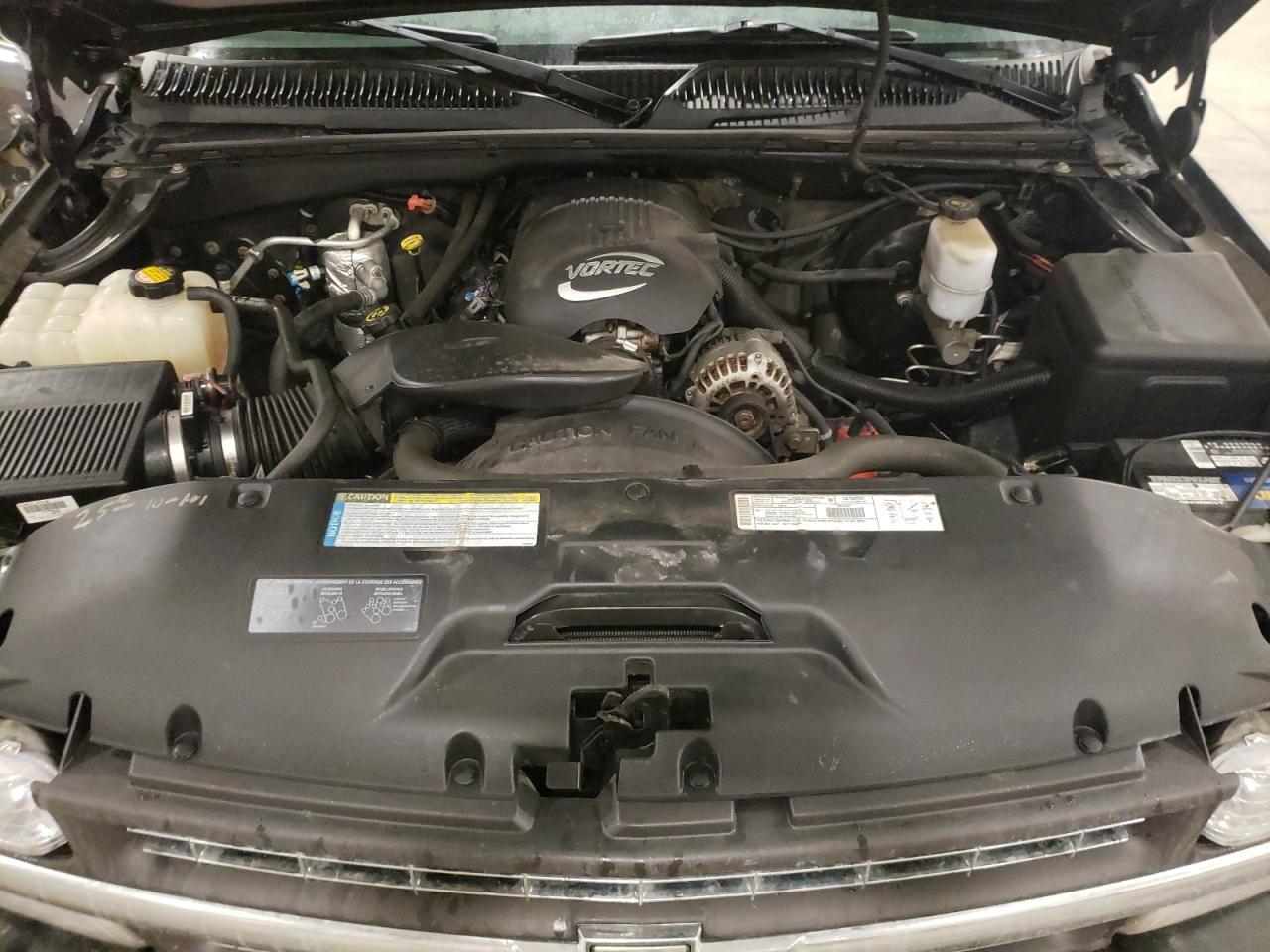 2001 Chevrolet Silverado - Image 11