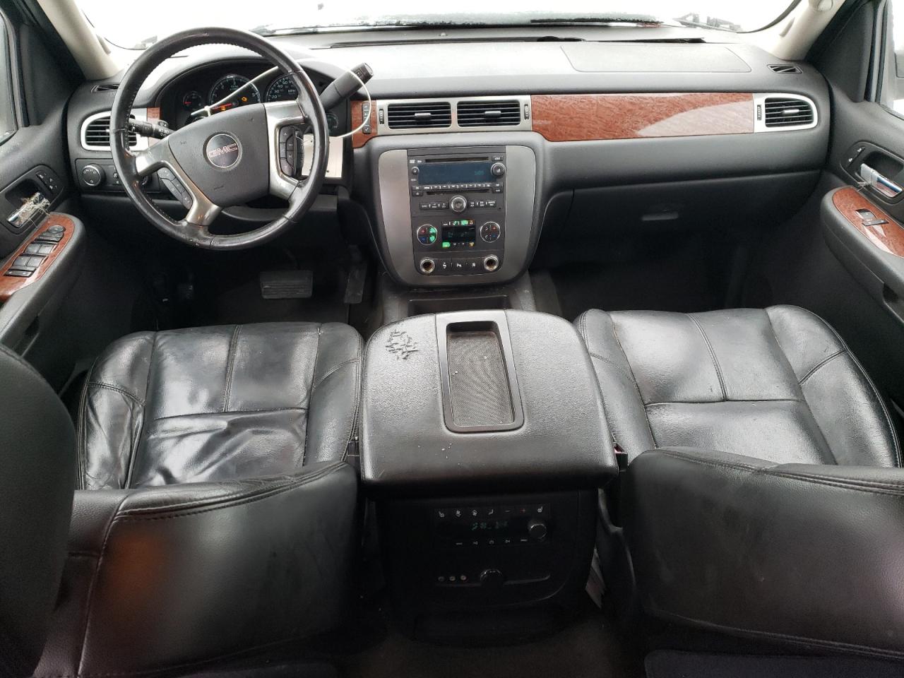 2007 GMC Yukon - Image 8