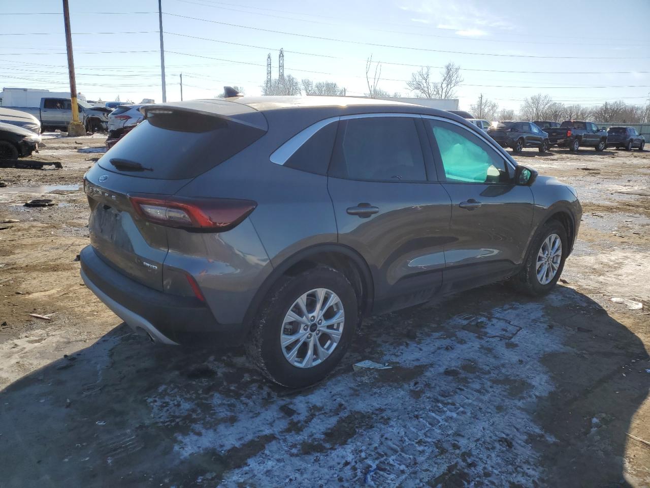 2023 Ford Escape - Image 3