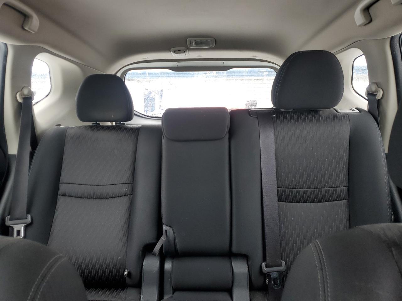 2017 Nissan Rogue S VIN: KNMAT2MT2HP569382 Lot: 41393205