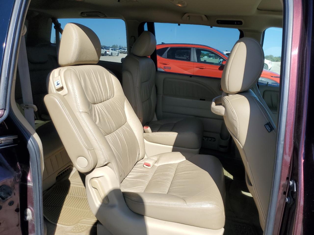 2009 Honda Odyssey - Image 11