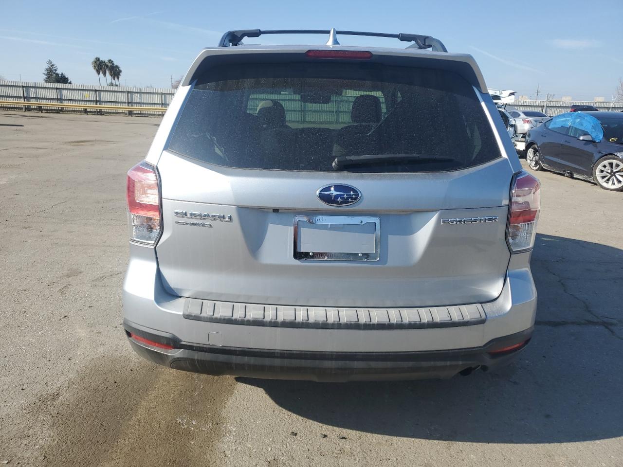 VIN JF2SJAGC7JH604628 2018 SUBARU FORESTER no.6