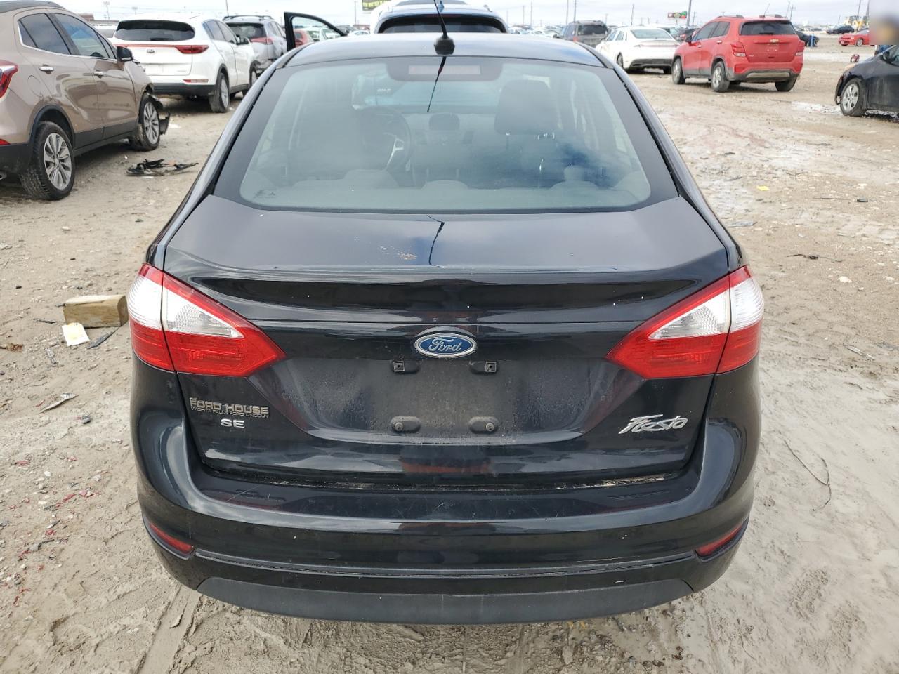 2015 Ford Fiesta - Image 6