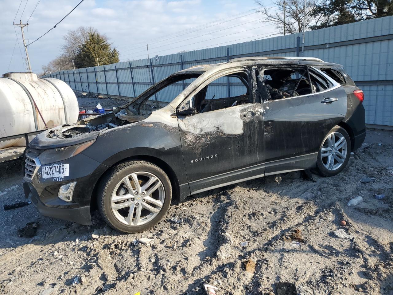 2019 Chevrolet Equinox - Image 2