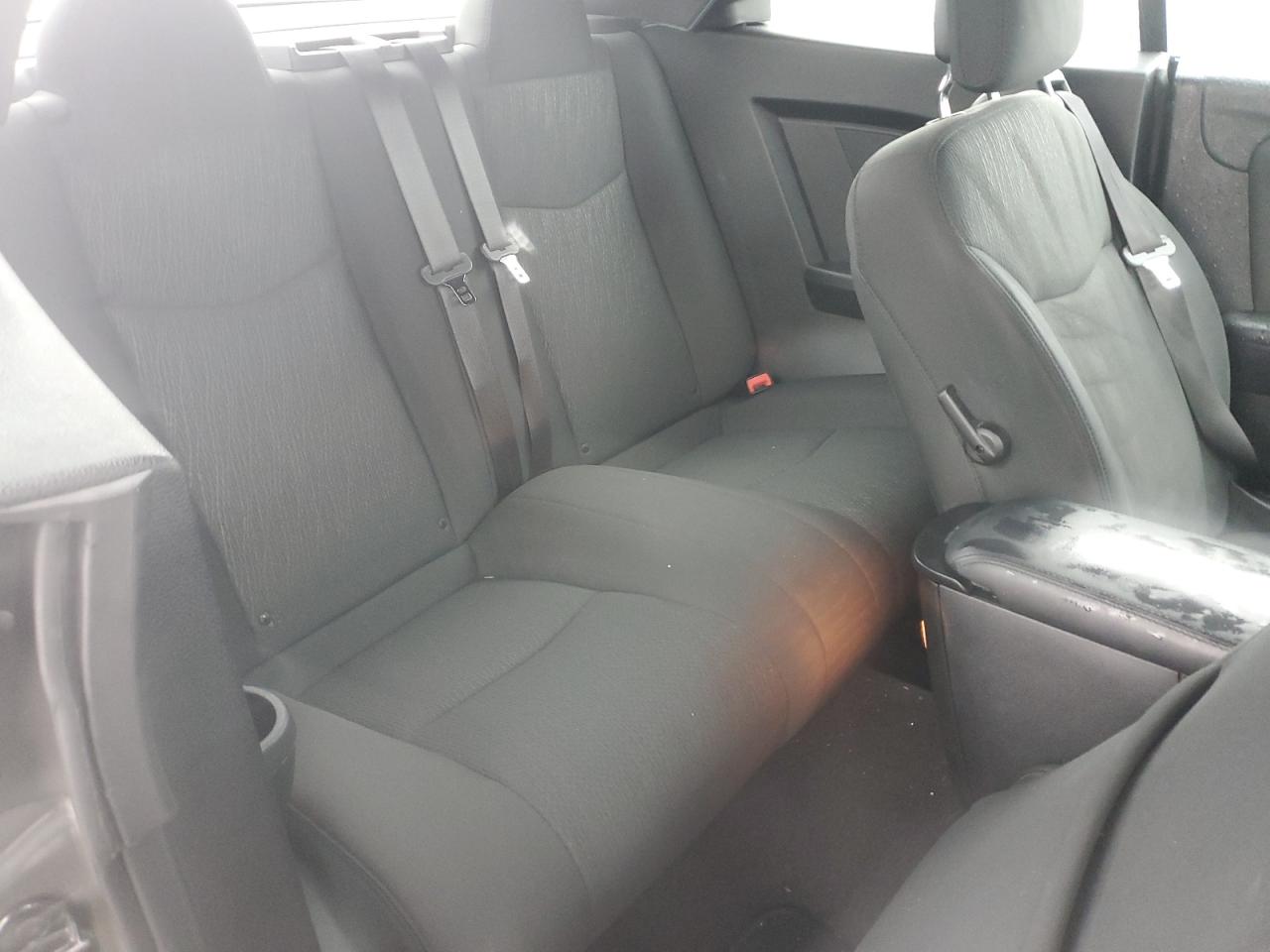 2011 Chrysler 200 - Image 10