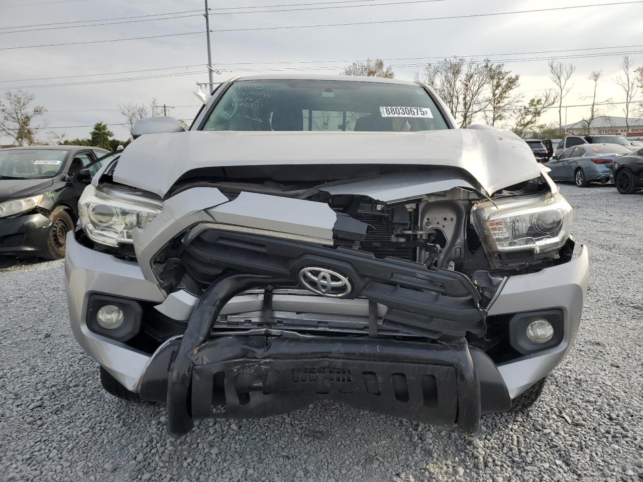 2016 Toyota Tacoma - Image 5