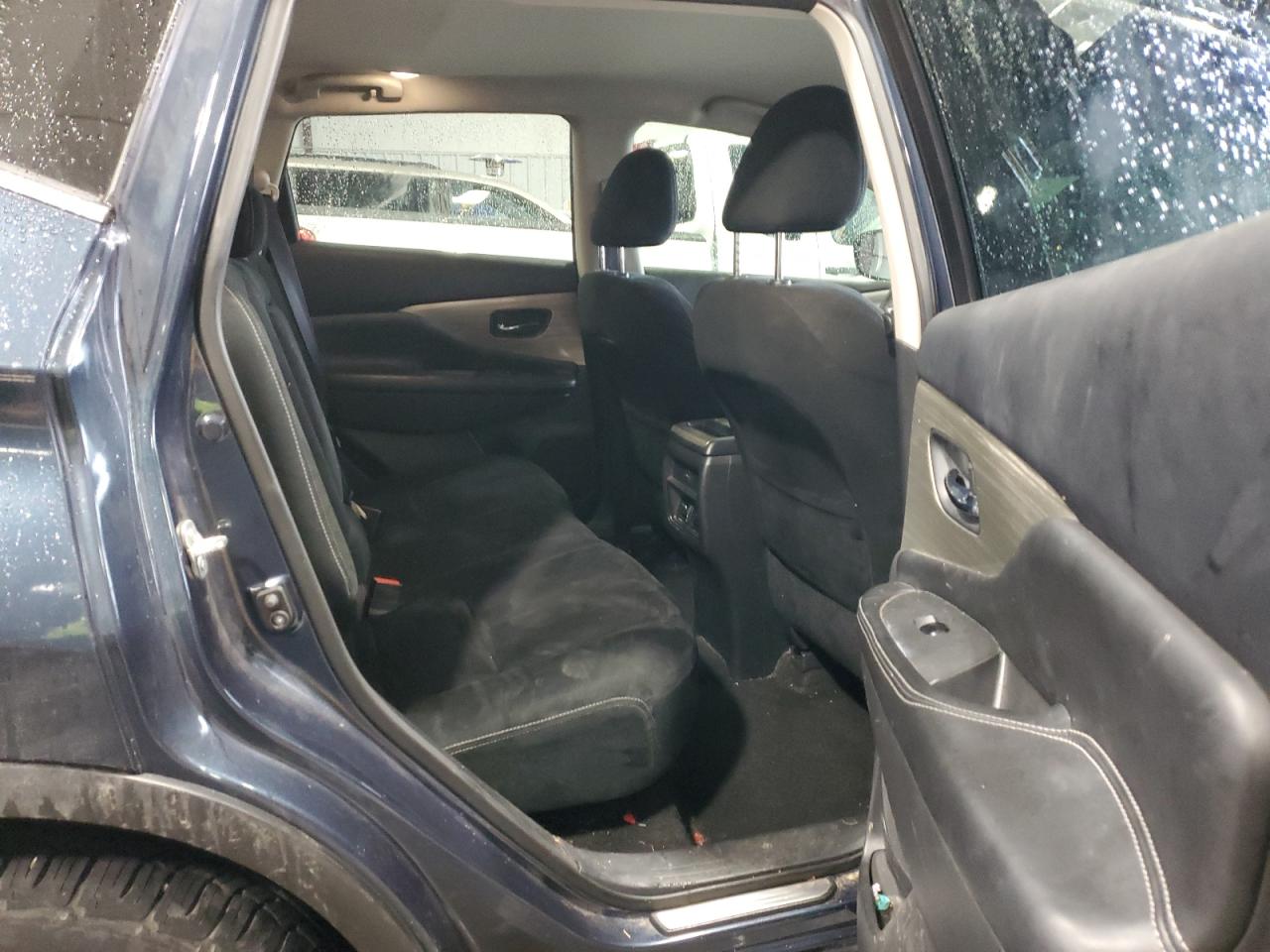 2015 Nissan Murano - Image 10