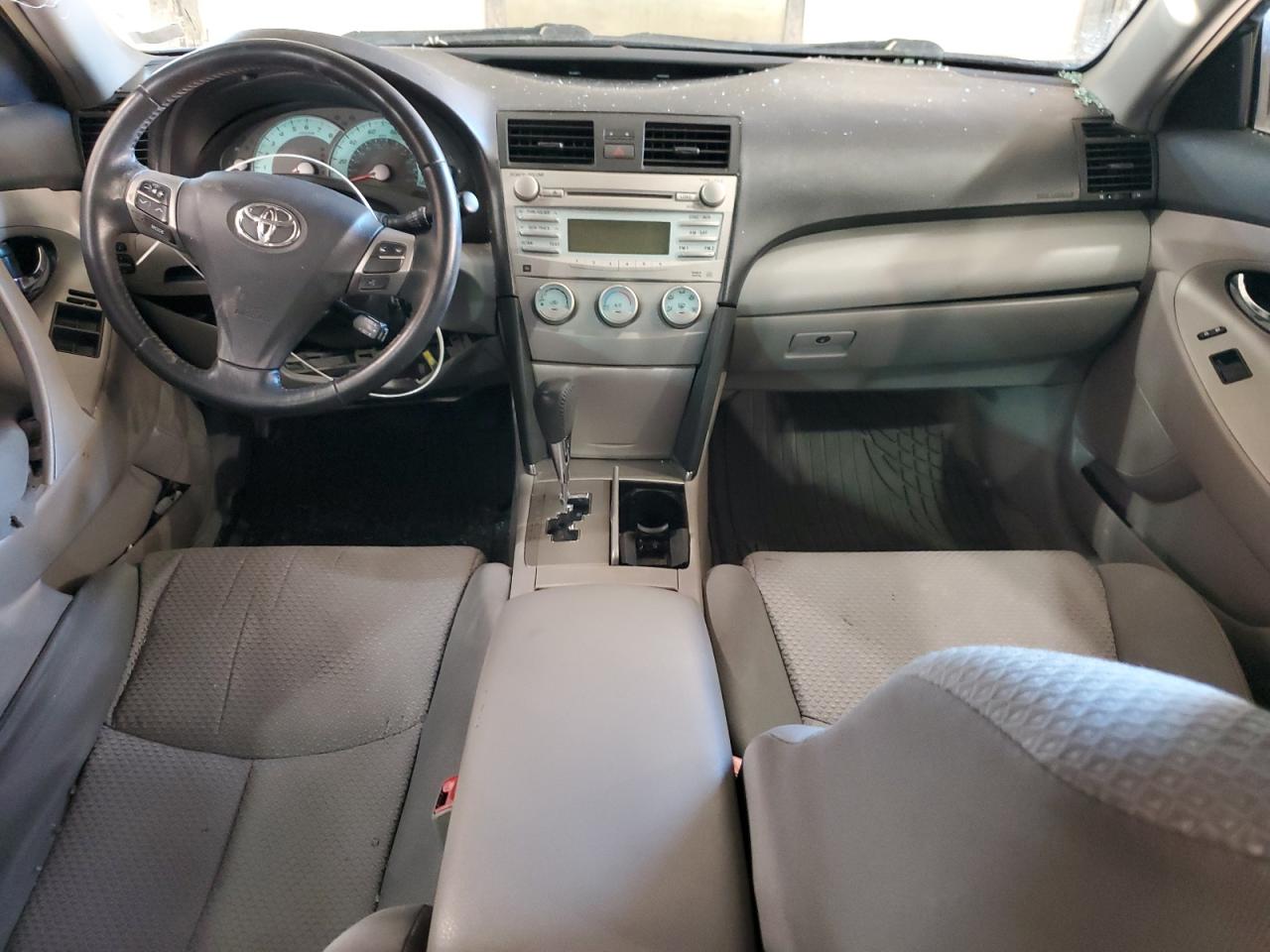 2009 Toyota Camry - Image 8