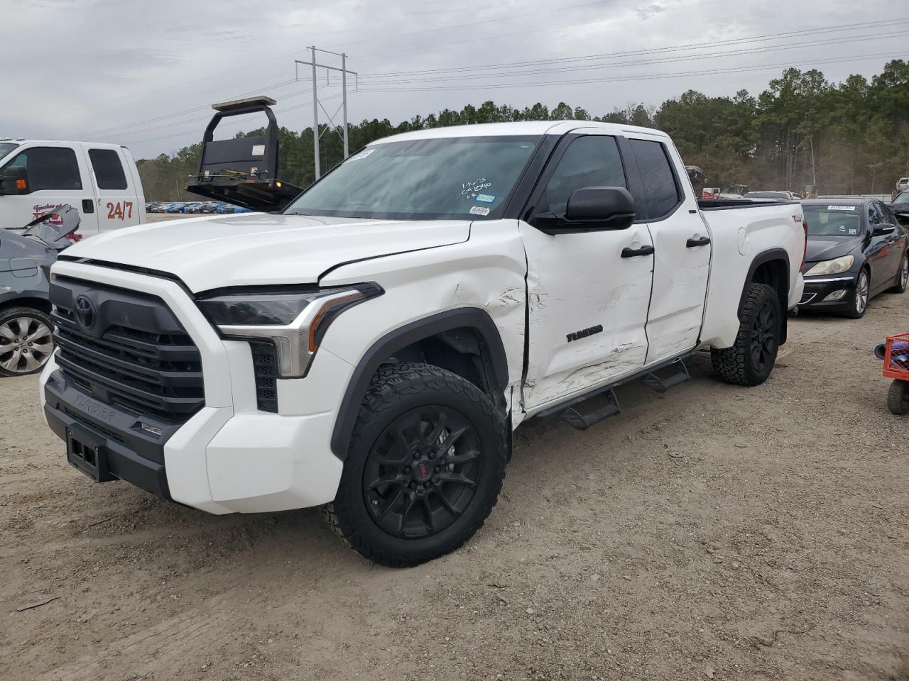 2023 Toyota Tundra - Image 1
