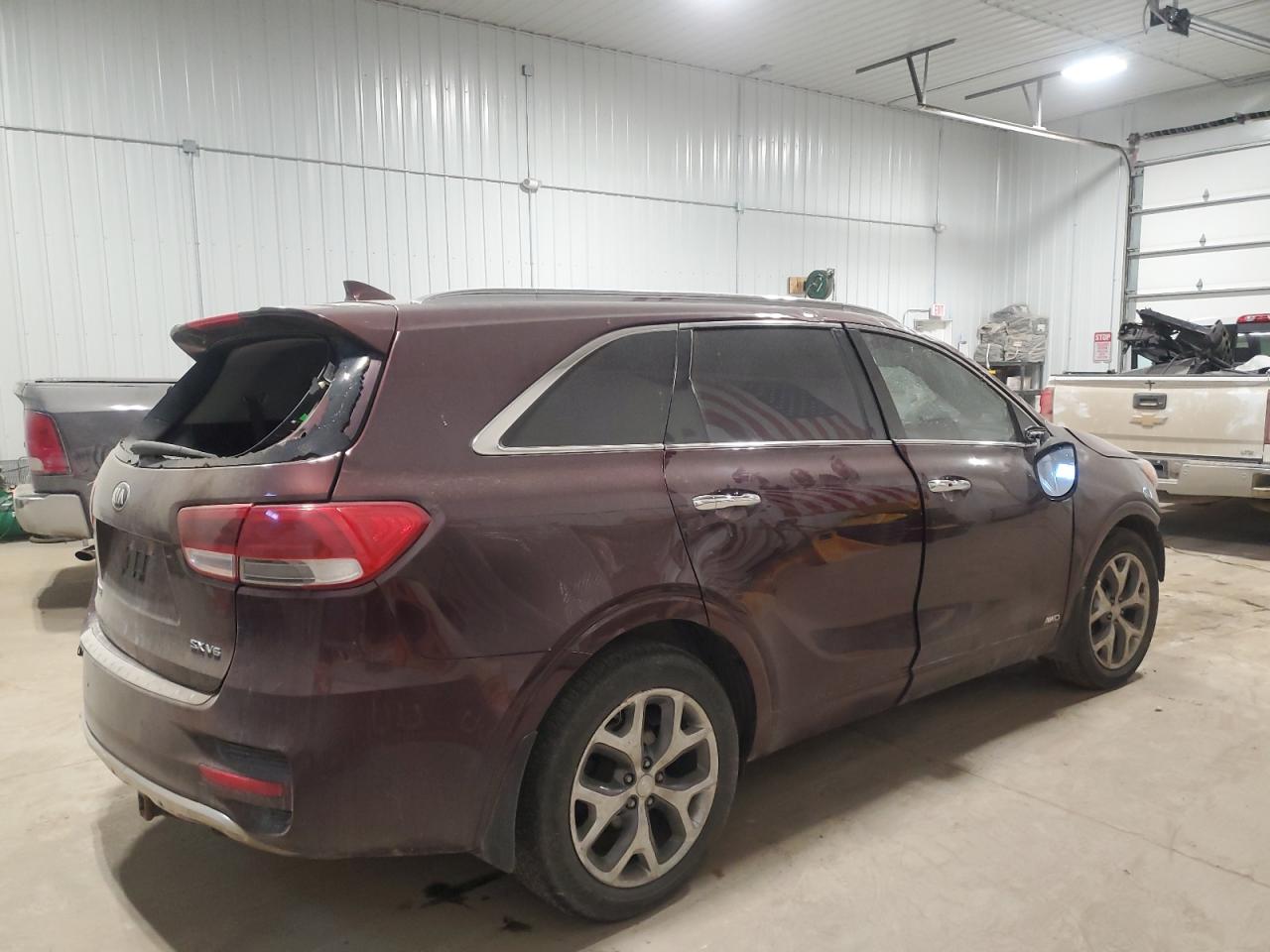 2016 Kia Sorento - Image 3
