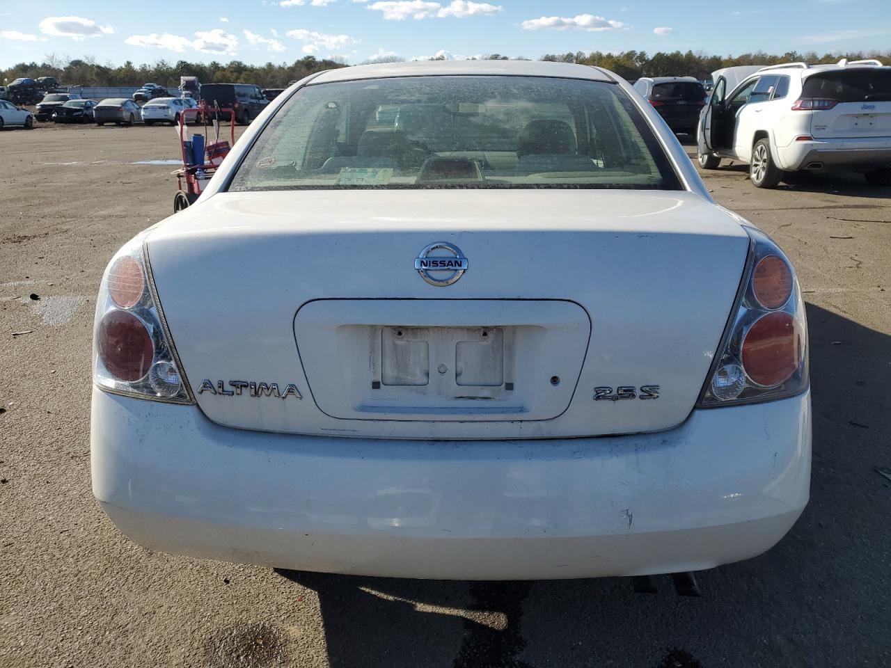 2003 Nissan Altima - Image 6