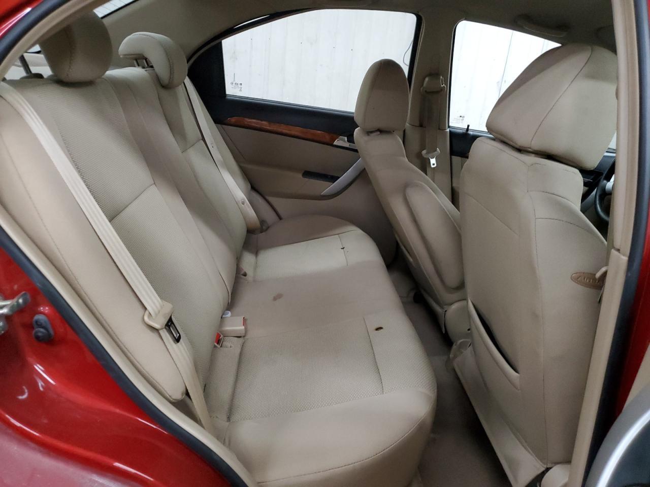 2011 Chevrolet Aveo - Image 10