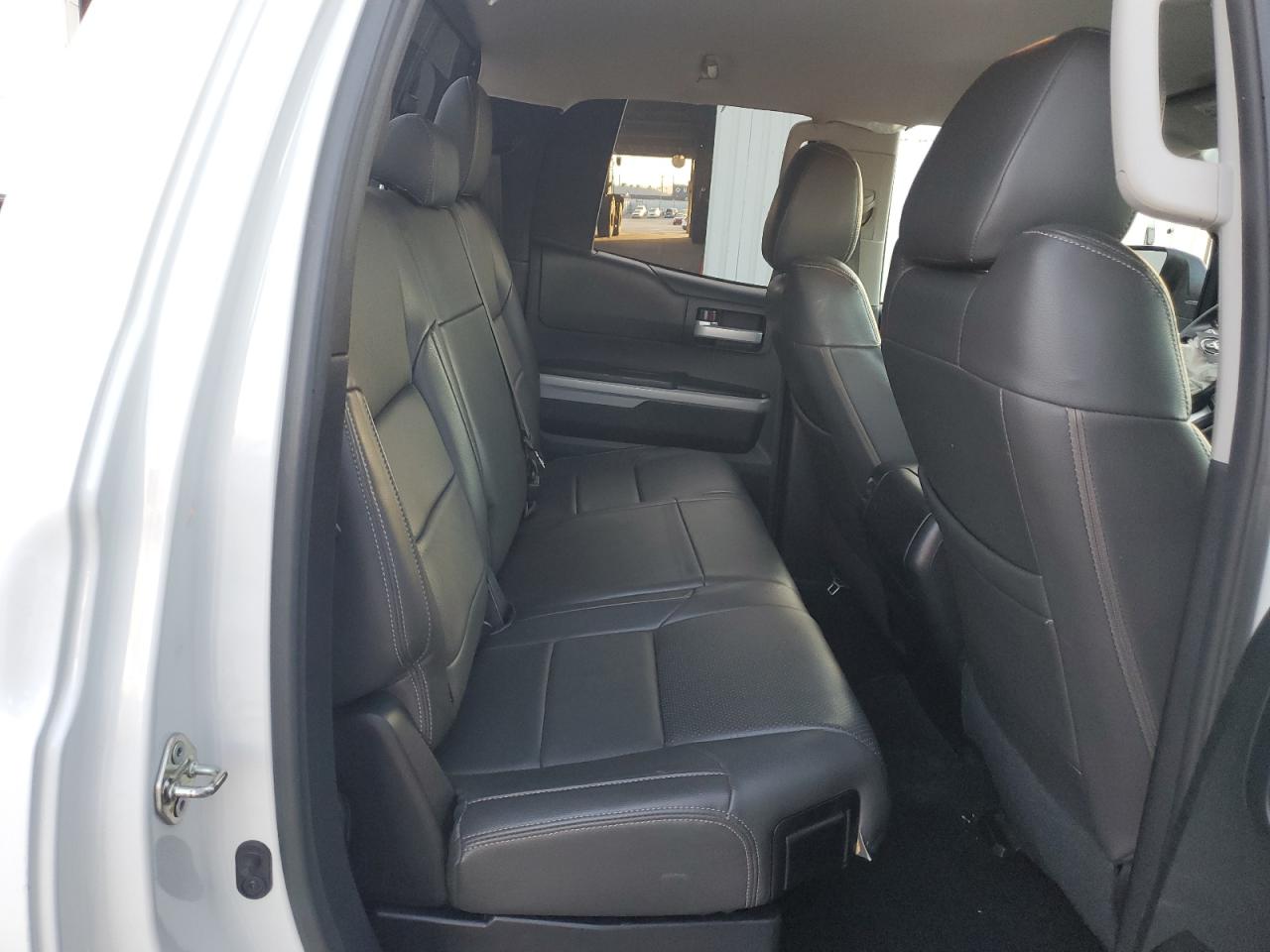 2017 Toyota Tundra - Image 10