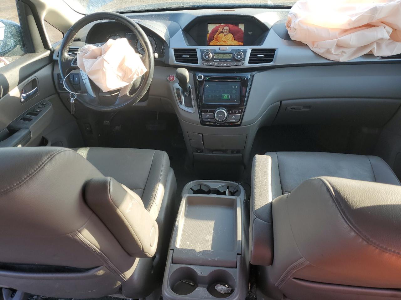 2016 Honda Odyssey - Image 8
