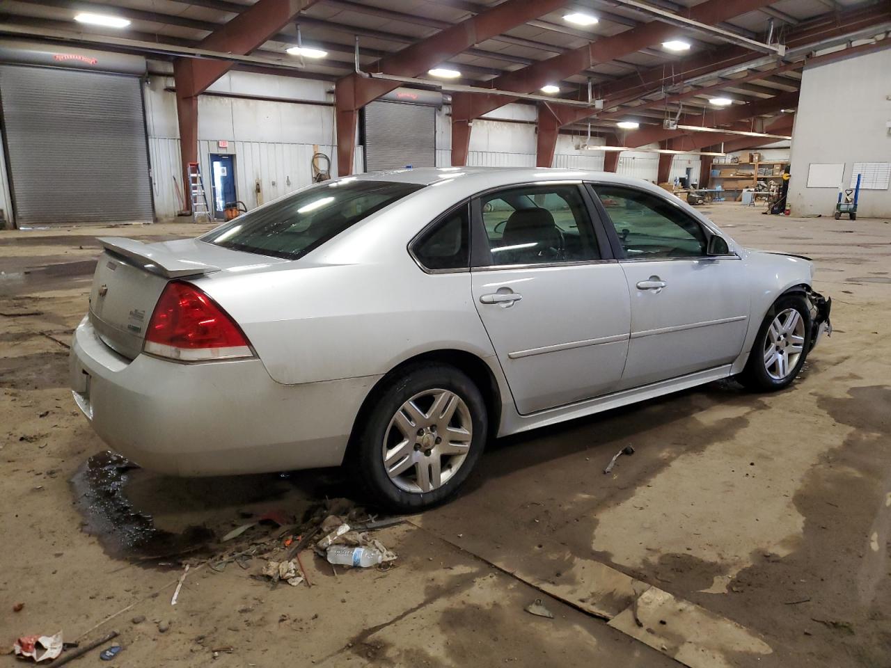 2011 Chevrolet Impala - Image 3