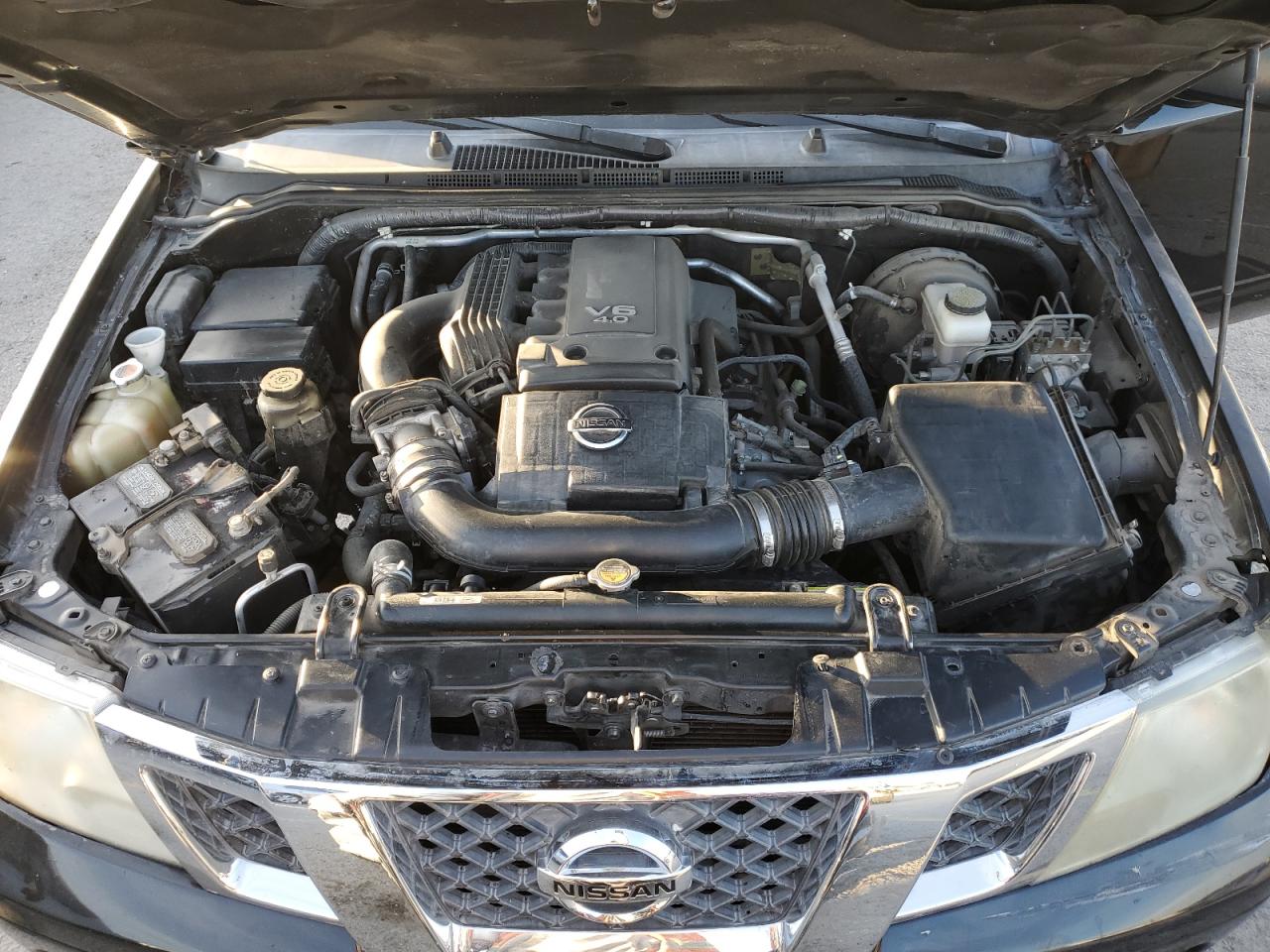 2014 Nissan Navara (Frontier) - Image 11
