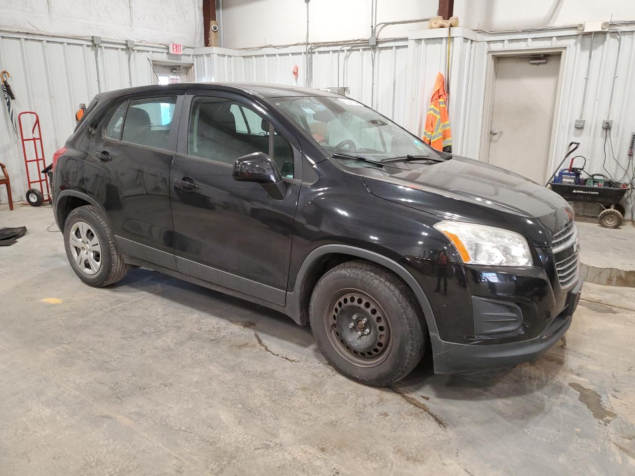 VIN 3GNCJKSB5FL254214 2015 CHEVROLET TRAX no.4