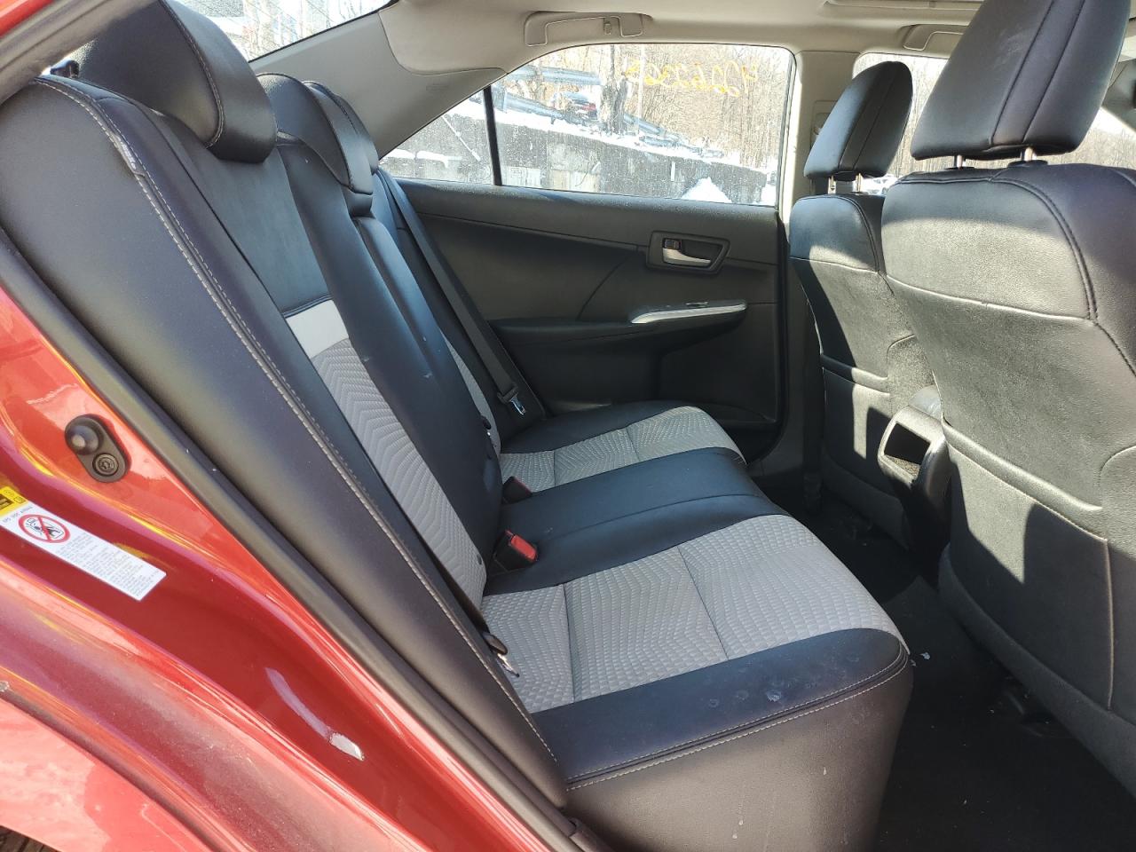 2013 Toyota Camry - Image 11