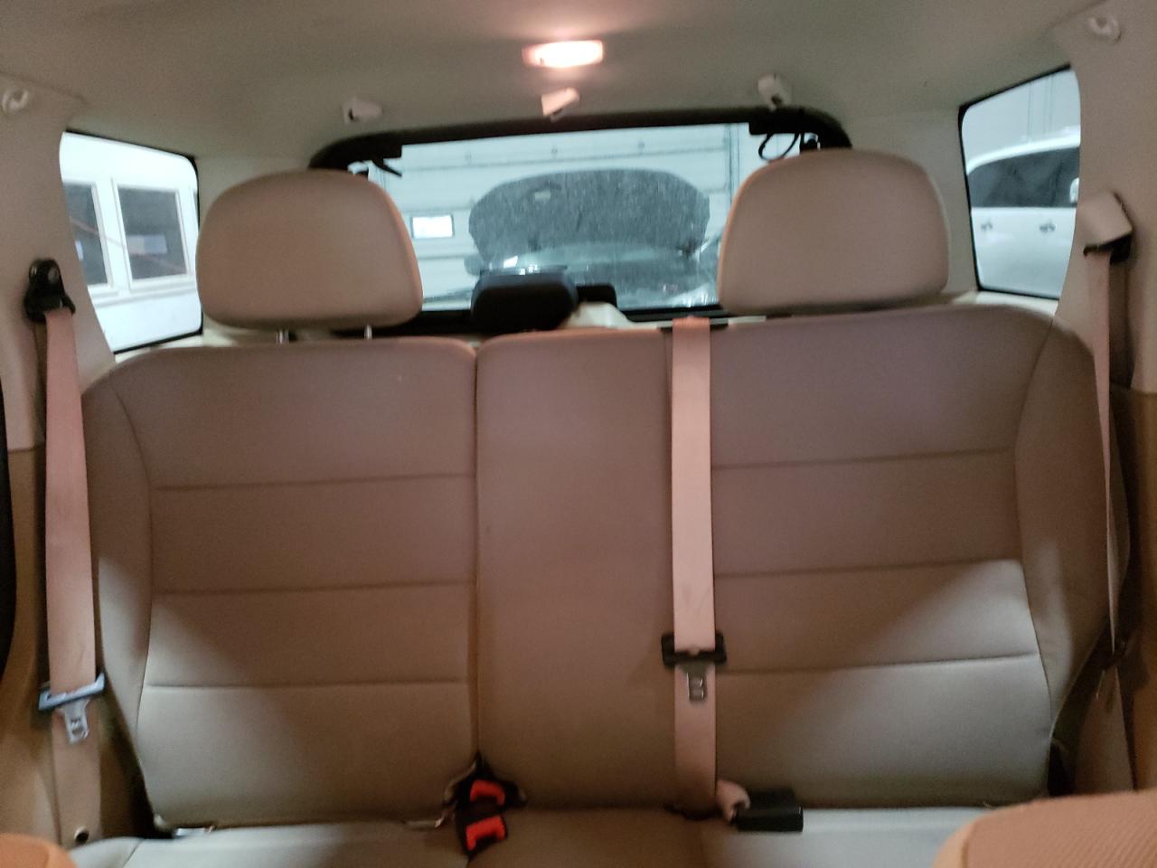 2010 Ford Escape - Image 10