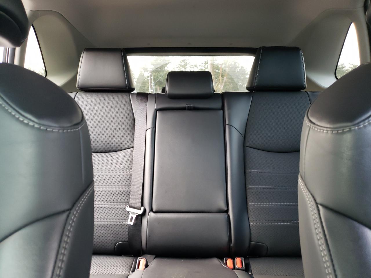 2023 Toyota RAV 4 - Image 10