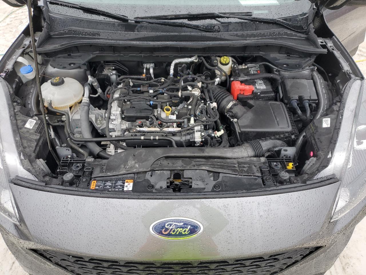 2022 Ford Escape - Image 11