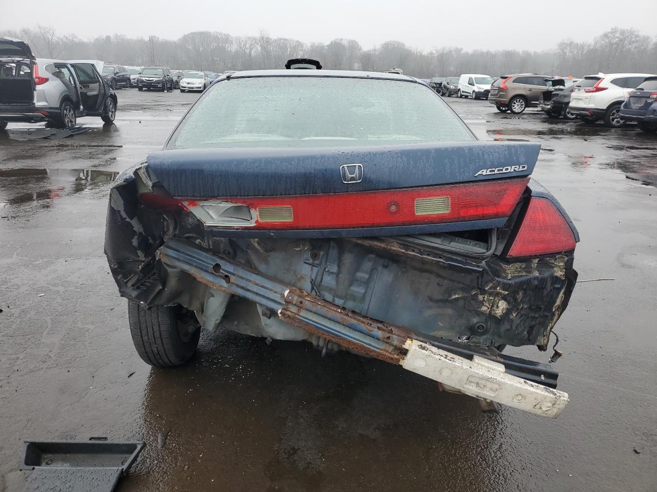 2000 Honda Accord - Image 6