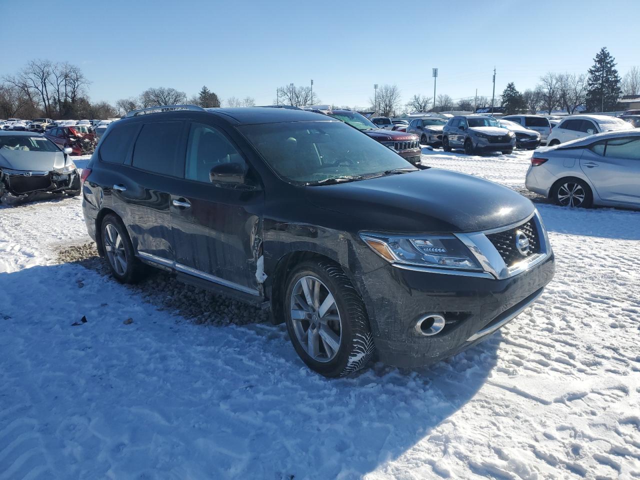 2016 Nissan Pathfinder - Image 4