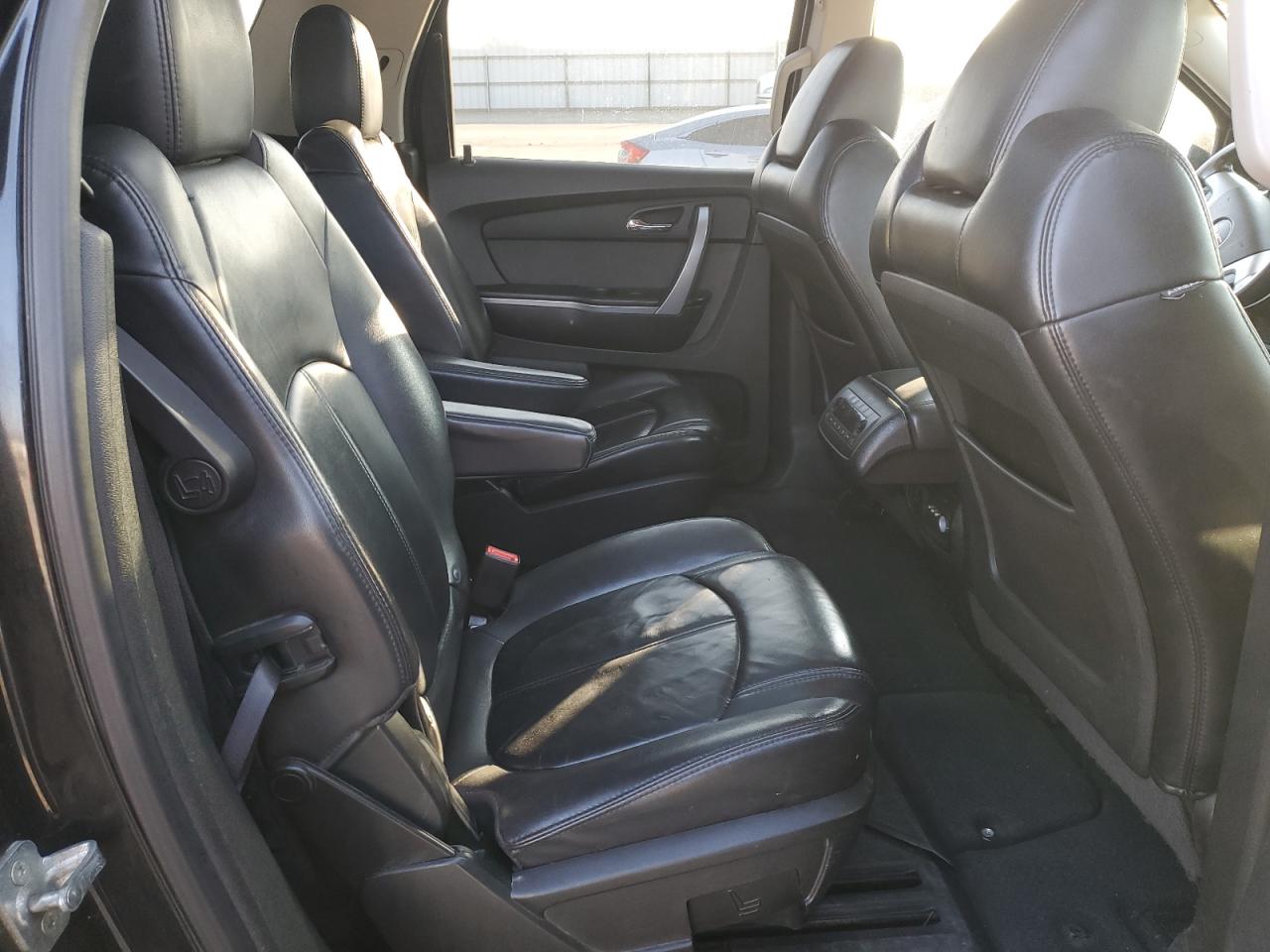 2012 GMC Acadia - Image 11
