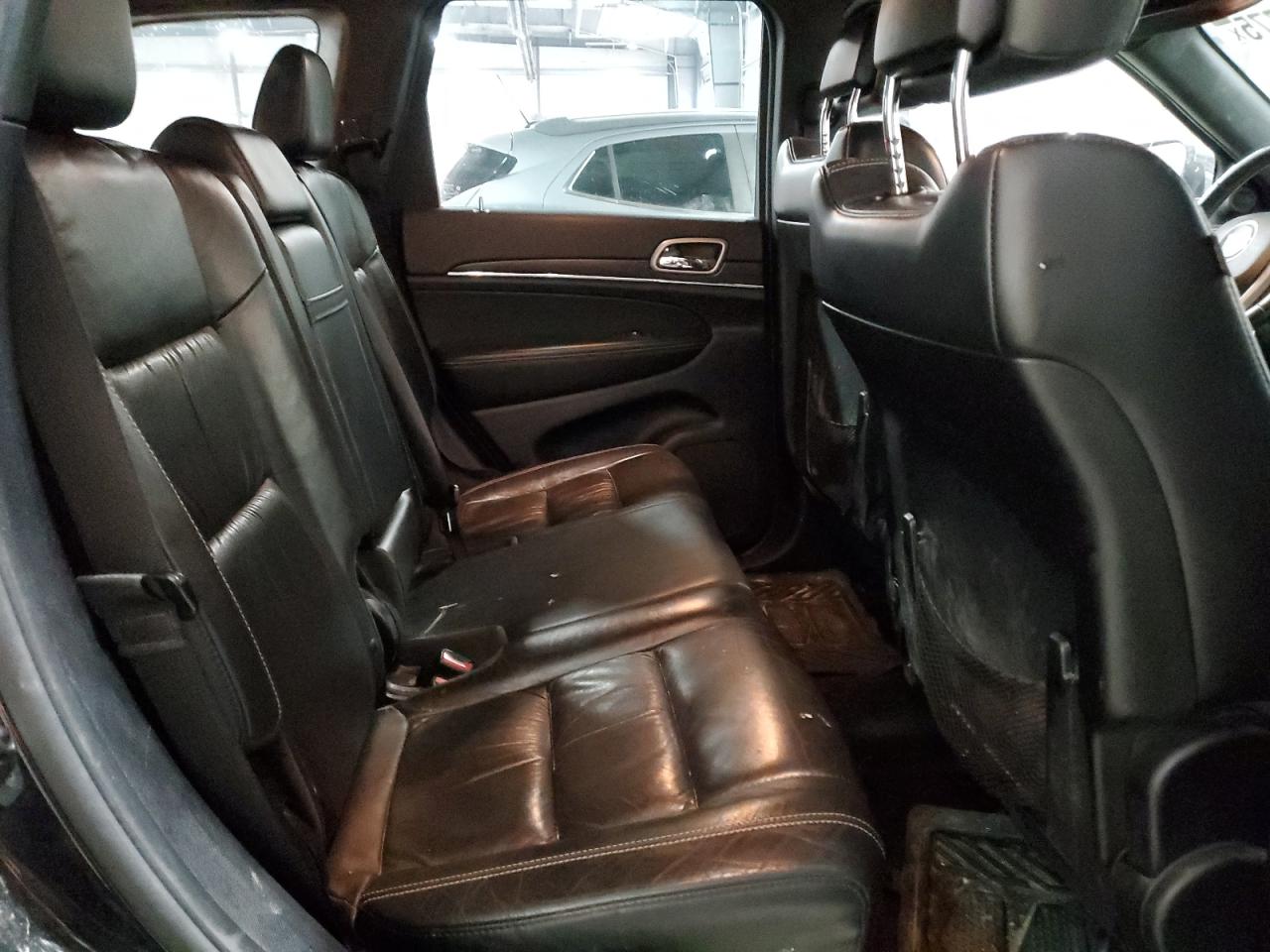 2014 Jeep Grand Cherokee - Image 11