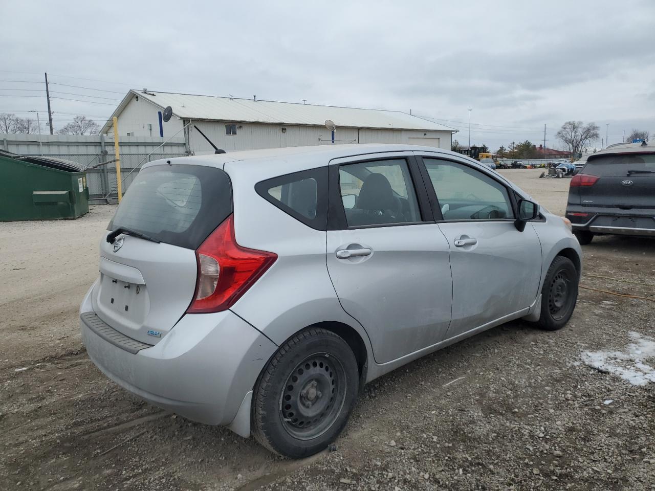 VIN 3N1CE2CP9GL385738 2016 NISSAN VERSA no.3