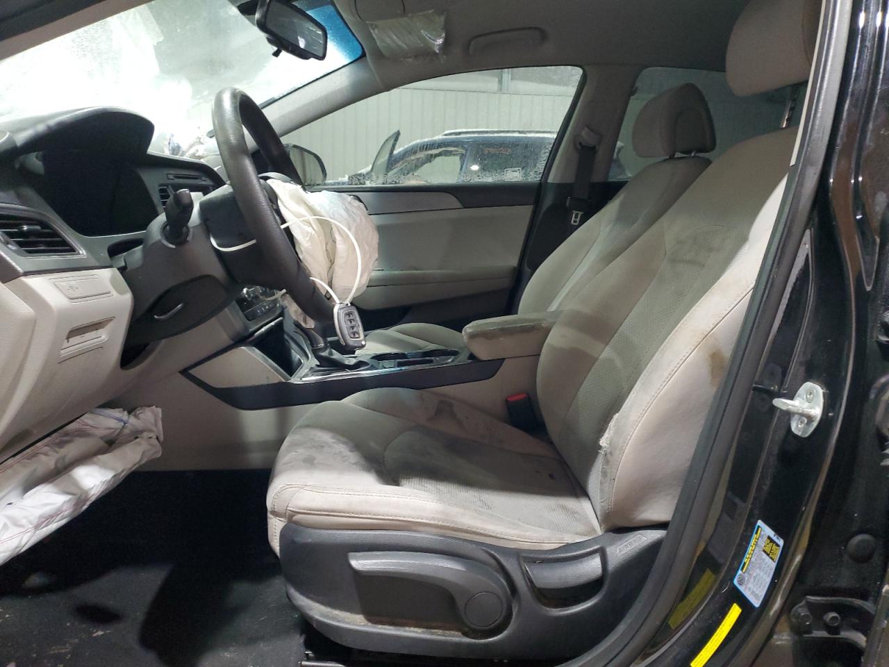 2016 Hyundai Sonata - Image 7