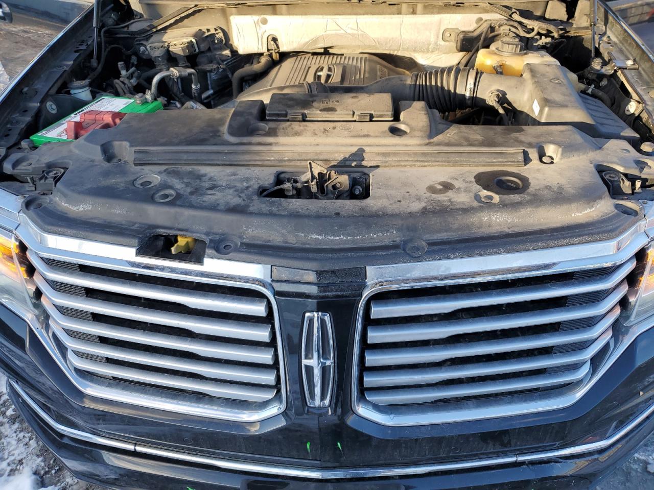 2015 Lincoln Navigator - Image 12
