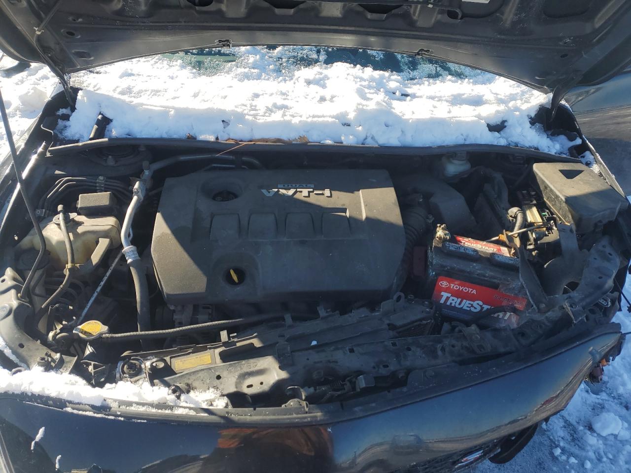 2010 Toyota Corolla - Image 13