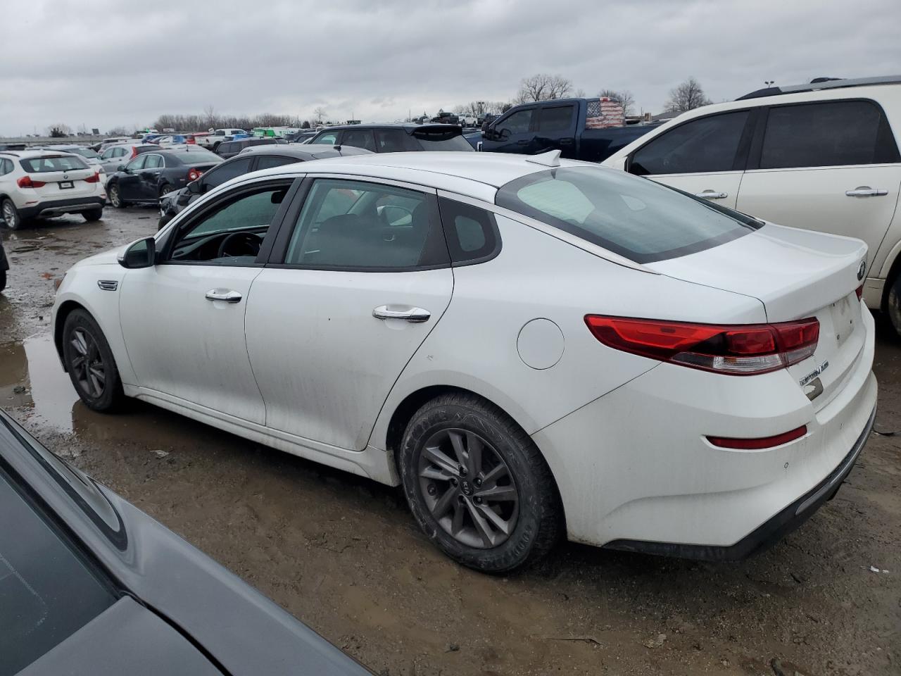 2020 Kia Optima - Image 2