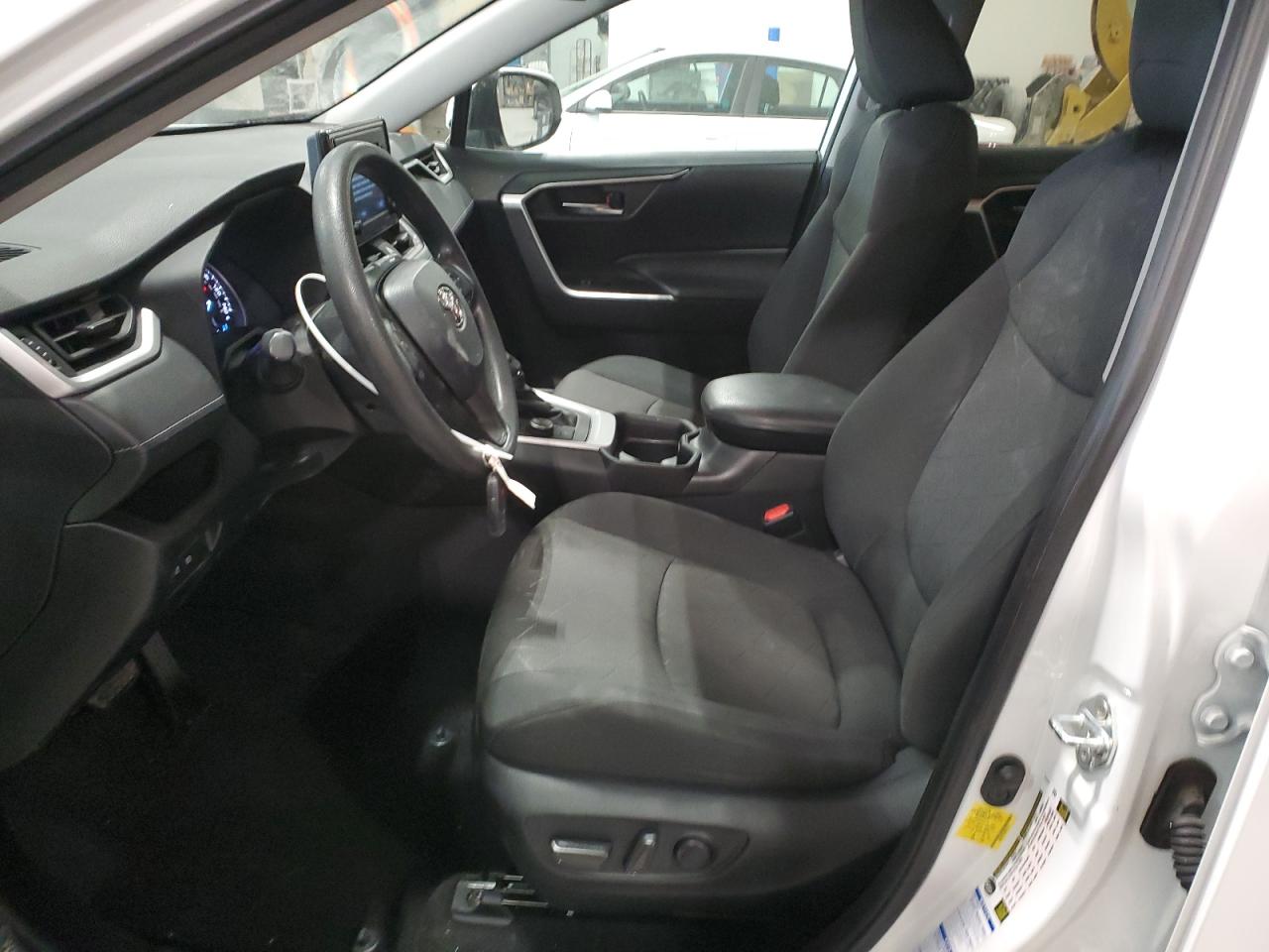 2021 Toyota RAV 4 - Image 7