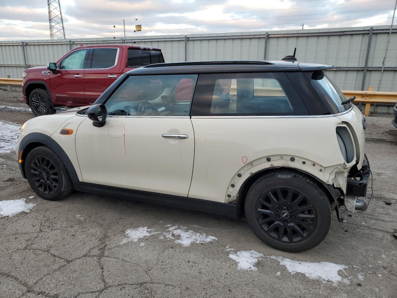 2017 MINI Cooper - Image 2