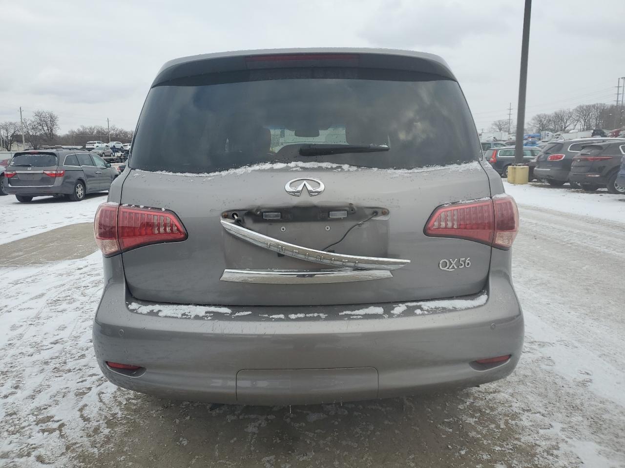 2011 Infiniti QX56 - Image 6