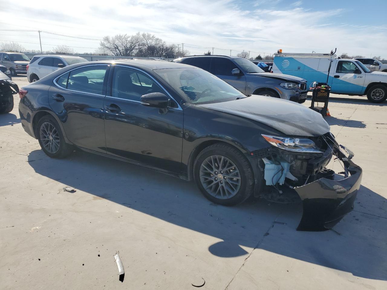 2018 Lexus ES - Image 4