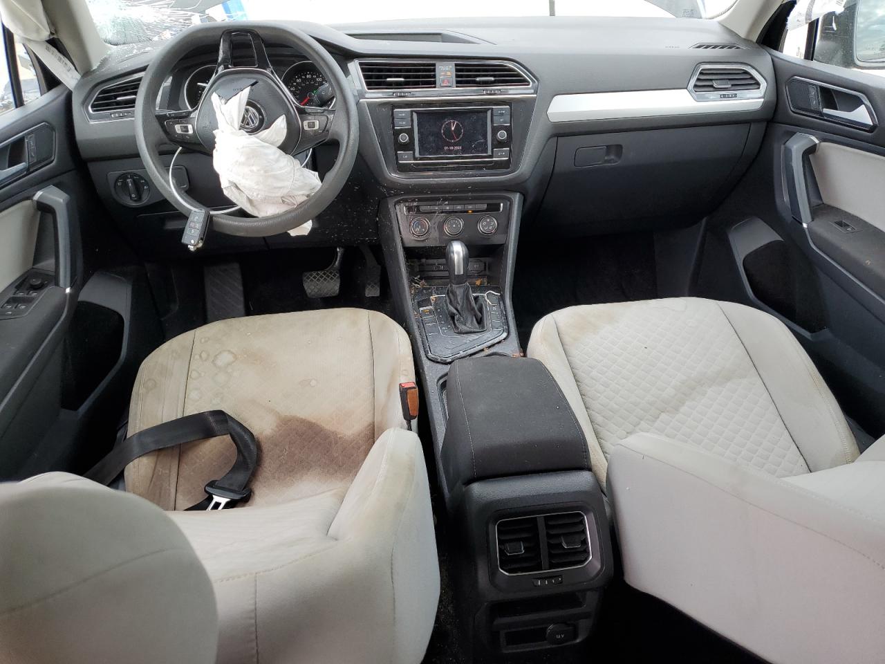 2018 Volkswagen Tiguan - Image 8