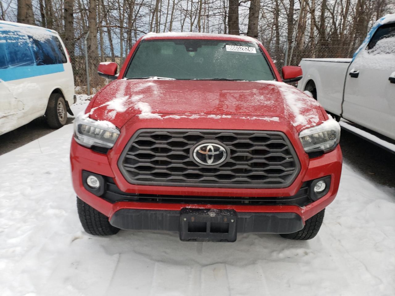 2022 Toyota Tacoma - Image 5