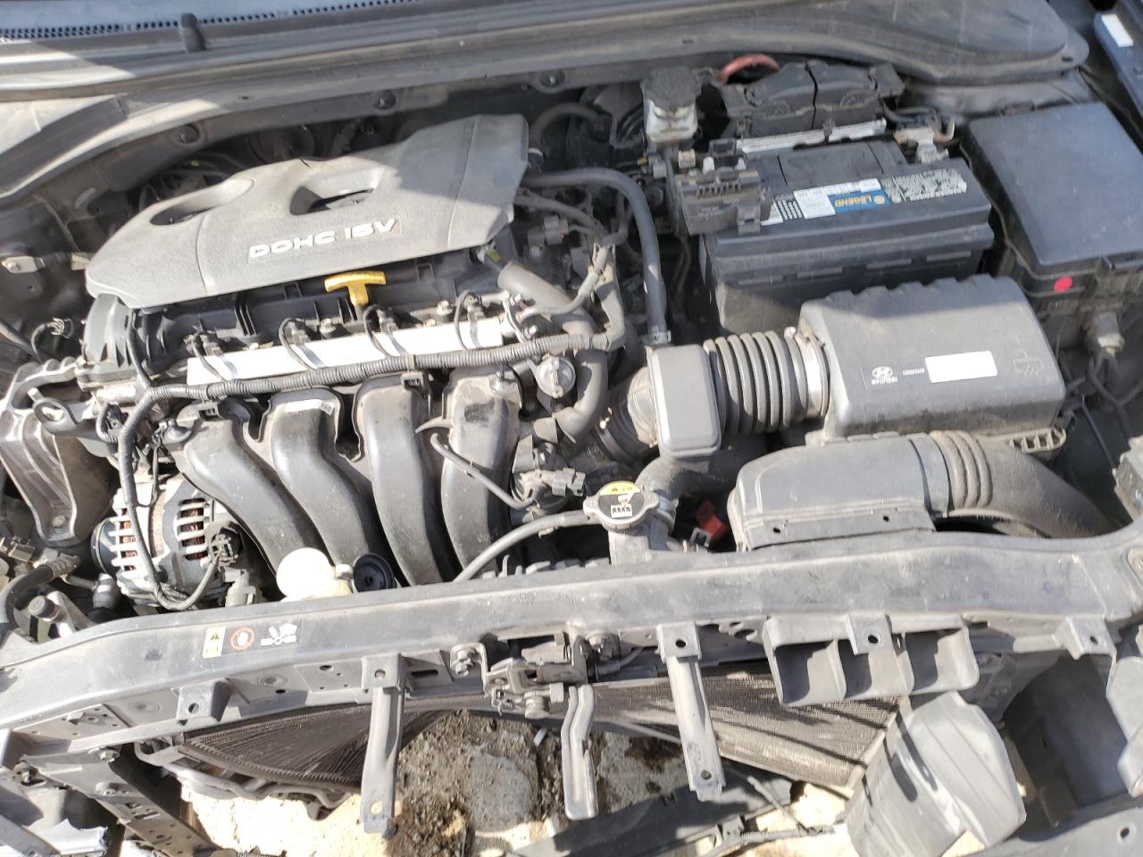 2017 Hyundai Elantra - Image 11