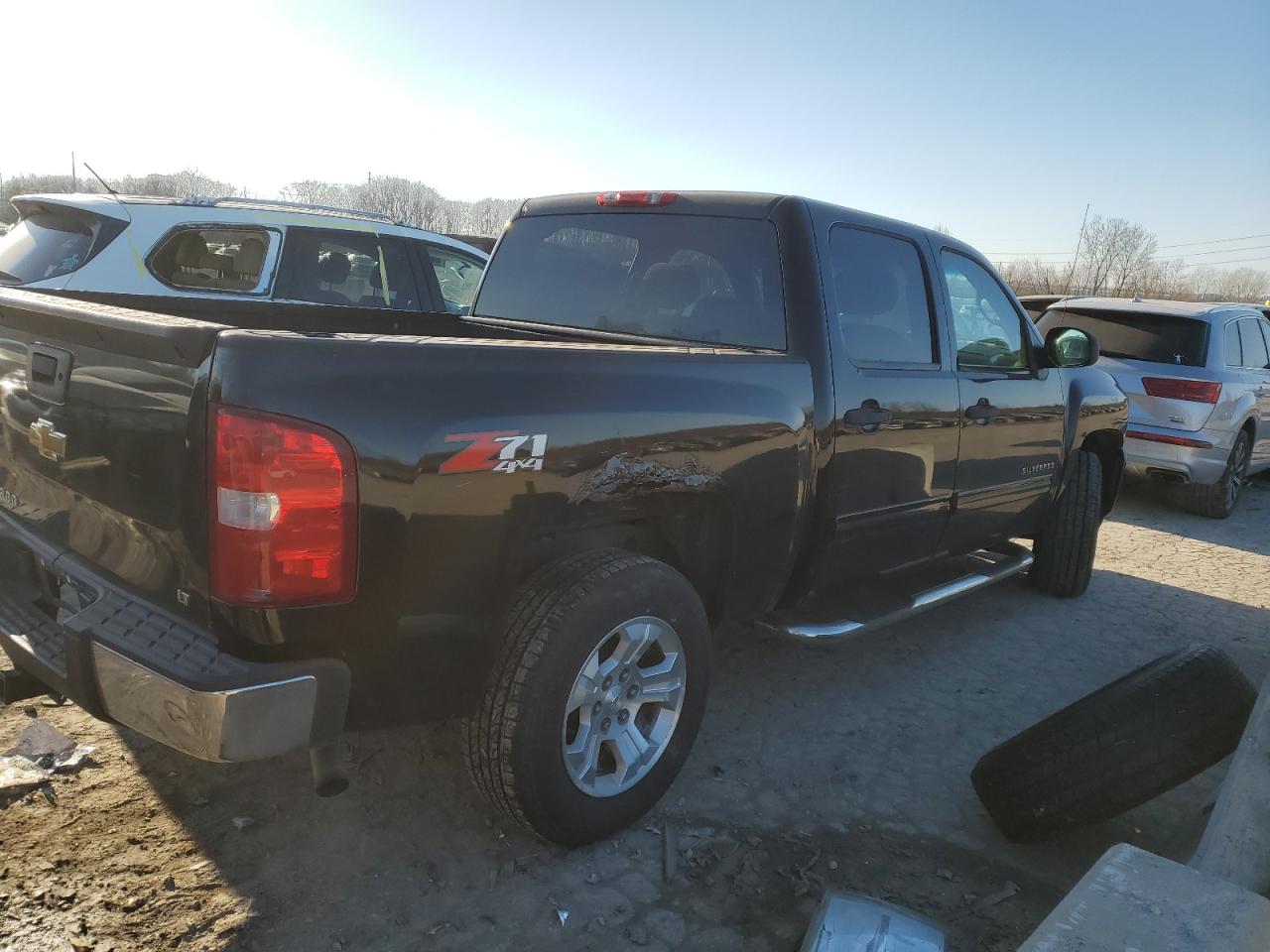2010 Chevrolet Silverado - Image 3