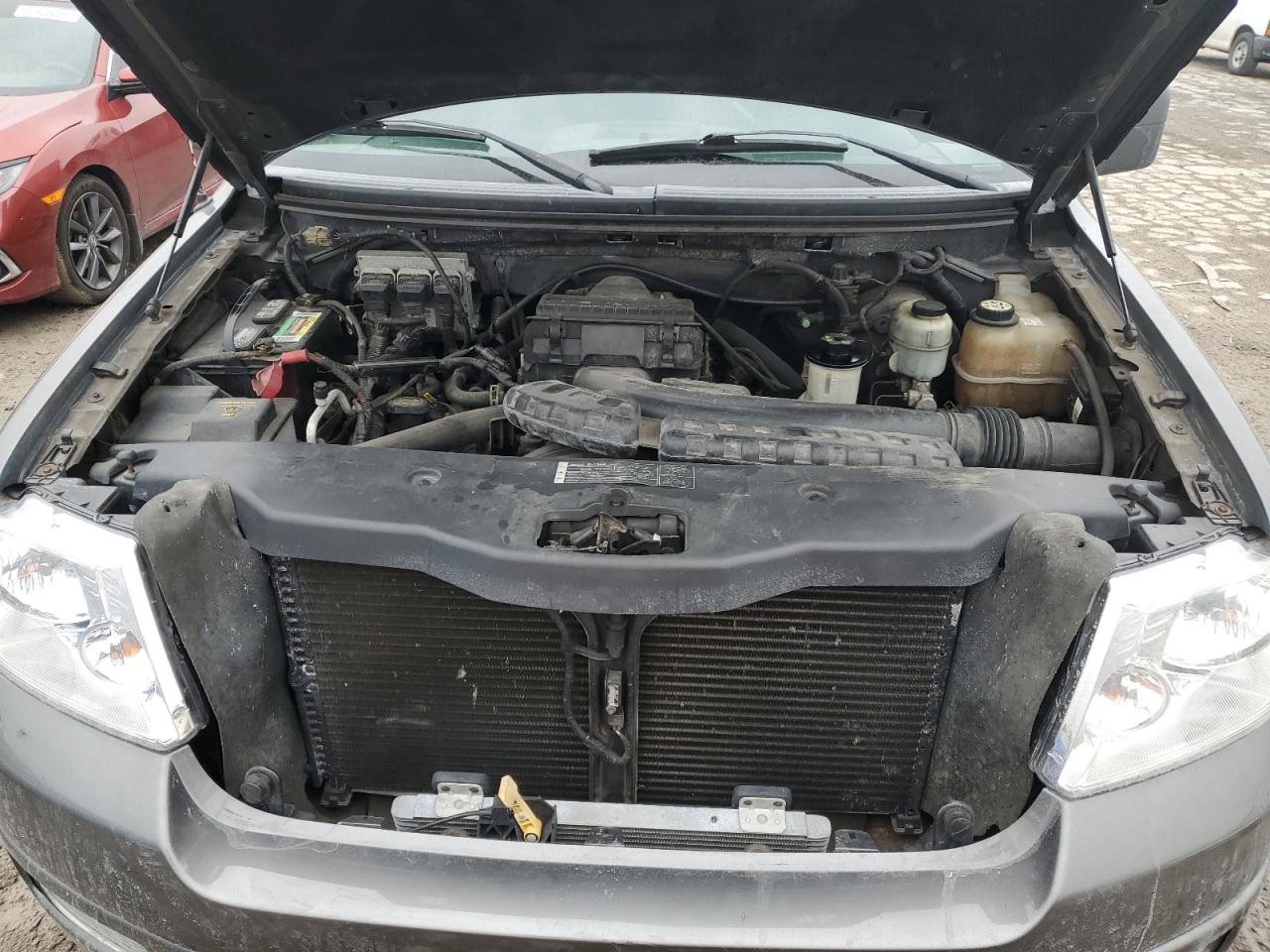 2005 Ford F-150 - Image 12